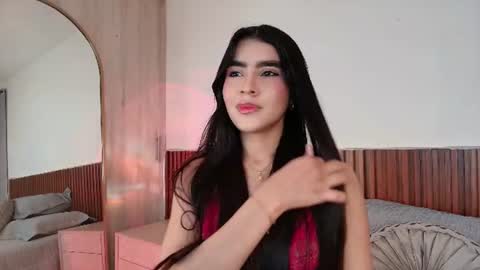Snapshot of lunarousse_ chatting on July 3, 2026, 3:02 am Luna Rousse online show from July 3, 2026, 3:02 am
