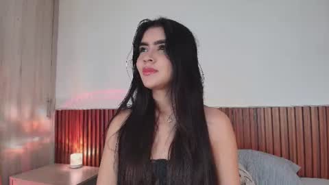 Snapshot of lunarousse_ chatting on July 22, 2026, 3:20 am Luna Rousse online show from July 22, 2026, 3:20 am