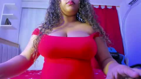 luna online show from November 3, 2025, 3:57 pm