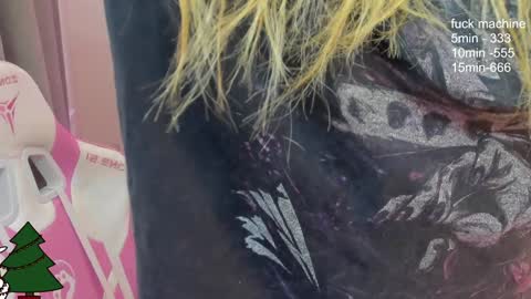 Snapshot of lunatale chatting on December 21, 2024, 3:47 am Kate online show from December 21, 2024, 3:47 am