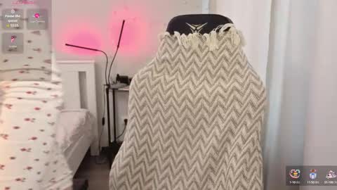 Snapshot of lunatale chatting on September 26, 2025, 8:07 am Kate online show from September 26, 2025, 8:07 am