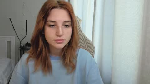 Snapshot of lunatale chatting on September 30, 2025, 8:08 am Kate online show from September 30, 2025, 8:08 am