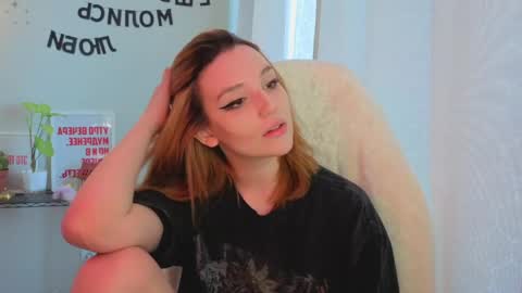Kate online show from May 18, 2026, 10:10 am