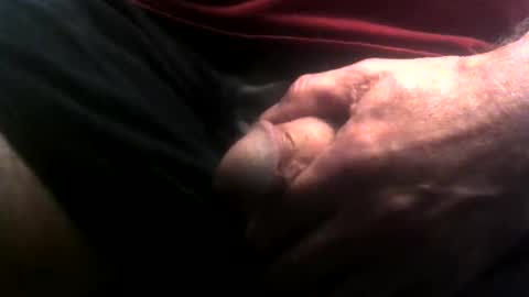 Snapshot of lunatica12 chatting on May 23, 2026, 5:01 am lunatica12 online show from May 23, 2026, 5:01 am