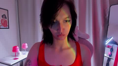 Snapshot of lunavogue chatting on May 24, 2026, 3:55 am call me a pose striker online show from May 24, 2026, 3:55 am