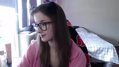 Snapshot of lunaxcherry chatting on June 14, 2026, 11:12 am LunaXcherry online show from June 14, 2026, 11:12 am