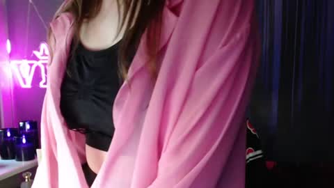 Snapshot of lunaxcherry chatting on June 17, 2026, 6:20 pm LunaXcherry online show from June 17, 2026, 6:20 pm
