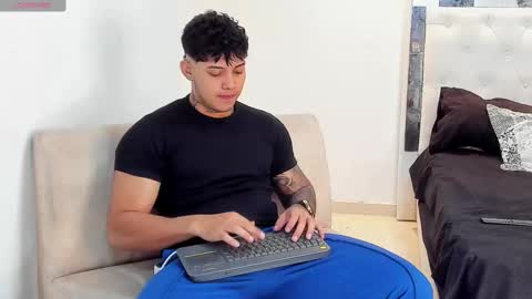 Lunay online show from January 8, 2026, 12:46 am