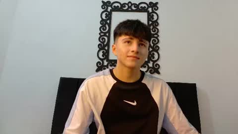 lunaydream online show from July 6, 2026, 3:03 pm