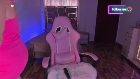 Snapshot of lunna_roosee chatting on July 10, 2026, 6:21 pm LUNA ROSE online show from July 10, 2026, 6:21 pm