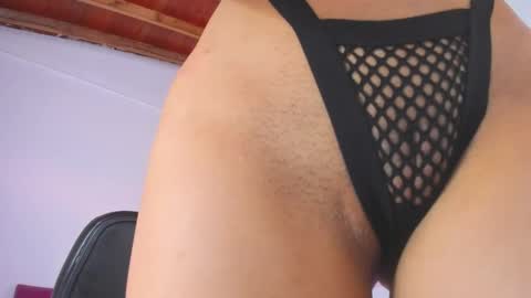 Snapshot of lunoox_ chatting on December 15, 2024, 6:15 pm LunoxLili online show from December 15, 2024, 6:15 pm