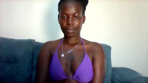 Snapshot of luo_queen chatting on April 9, 2026, 5:18 am luo_queen online show from April 9, 2026, 5:18 am