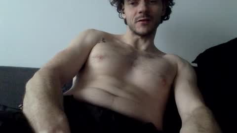 Snapshot of lupine_666 chatting on February 8, 2025, 9:56 am Lupine online show from February 8, 2025, 9:56 am