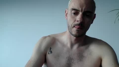 Snapshot of lupine_666 chatting on September 13, 2025, 1:44 pm Lupine online show from September 13, 2025, 1:44 pm