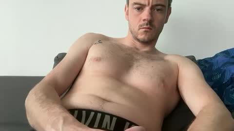 Snapshot of lupine_666 chatting on June 10, 2026, 6:12 am Lupine online show from June 10, 2026, 6:12 am