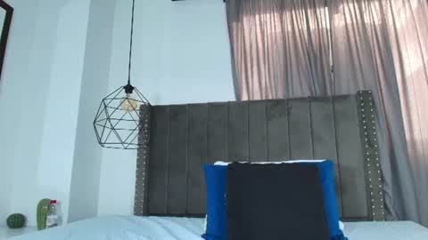 Snapshot of lupita_hot3xx chatting on June 10, 2026, 4:50 pm Lupita online show from June 10, 2026, 4:50 pm