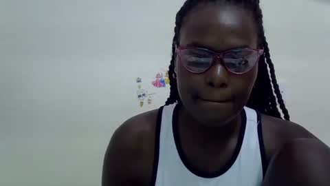 Snapshot of lupitah_ chatting on March 3, 2025, 8:43 pm sweet girl online show from March 3, 2025, 8:43 pm