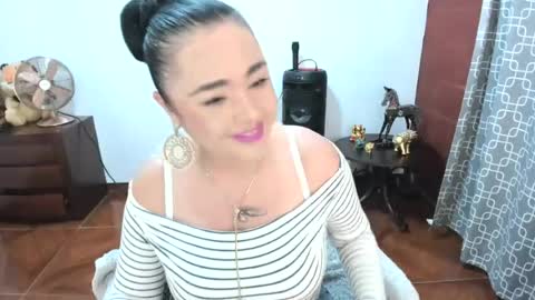 Snapshot of luscious86 chatting on June 13, 2026, 6:50 pm PAULINA online show from June 13, 2026, 6:50 pm