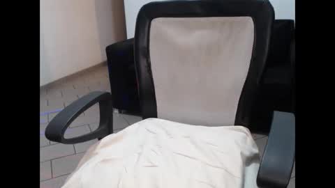 Snapshot of lusexyhot chatting on February 27, 2025, 3:04 am lusexyhot online show from February 27, 2025, 3:04 am