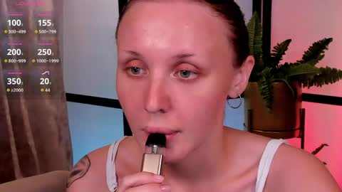 your sweet Liana online show from May 12, 2026, 12:57 pm