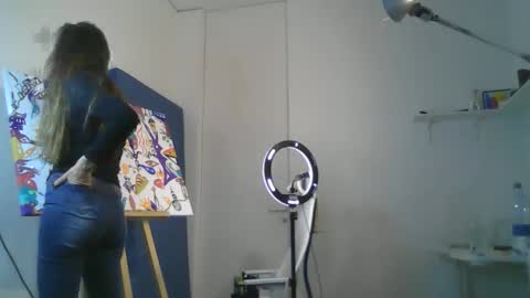 Snapshot of lusisart chatting on April 7, 2026, 10:42 pm Lusisart online show from April 7, 2026, 10:42 pm