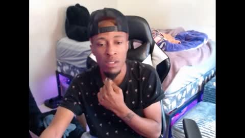 LUST online show from September 19, 2025, 6:41 pm