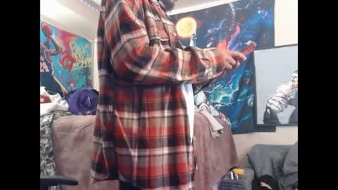 LUST online show from May 1, 2026, 2:27 am