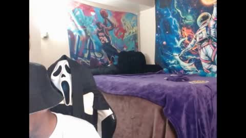 LUST online show from May 3, 2026, 2:50 am