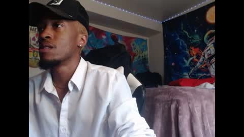 LUST online show from June 26, 2026, 9:52 pm