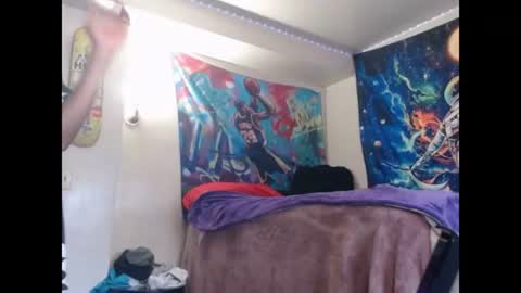 LUST online show from July 21, 2026, 1:24 pm