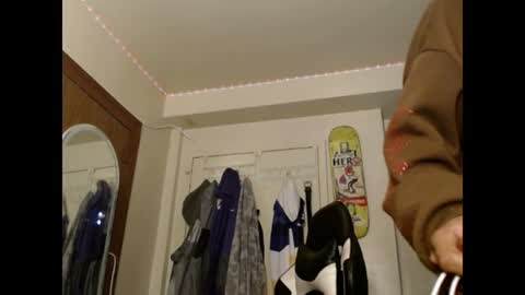LUST online show from August 3, 2026, 2:44 pm