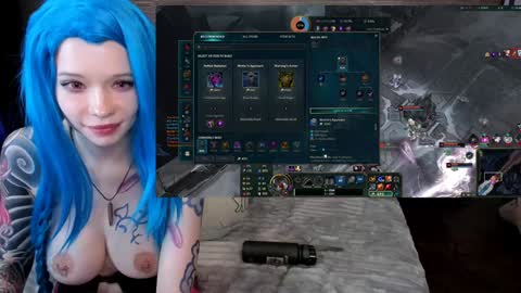 Asami online show from January 9, 2025, 8:33 pm