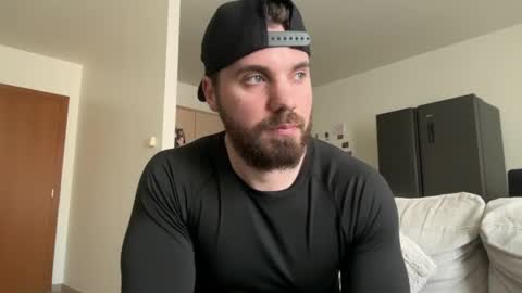 Lust Linked online show from April 27, 2026, 10:13 am