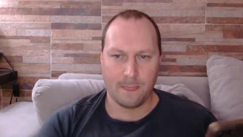 lustonfan online show from July 24, 2026, 2:15 pm
