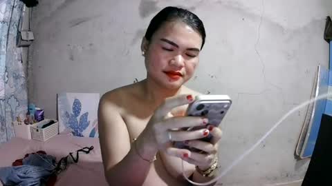Snapshot of lusty_babe25 chatting on July 19, 2026, 2:48 am Flora Mae online show from July 19, 2026, 2:48 am