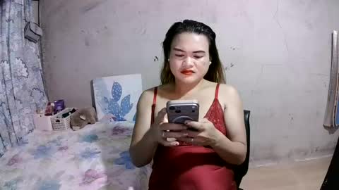 Snapshot of lusty_babe25 chatting on August 3, 2026, 9:15 am Flora Mae online show from August 3, 2026, 9:15 am