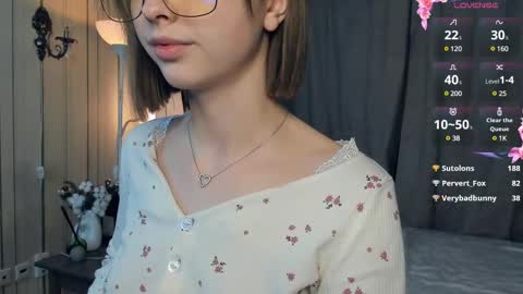 Snapshot of lusty_miss_di chatting on February 13, 2025, 10:33 pm Isabel online show from February 13, 2025, 10:33 pm