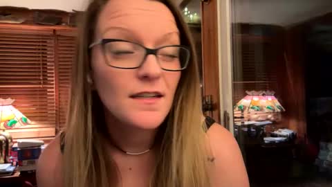 Snapshot of lustylayla0x chatting on March 9, 2025, 6:28 am lustylayla0x online show from March 9, 2025, 6:28 am