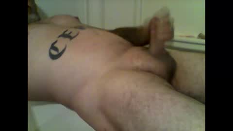 Snapshot of luv2stroke209 chatting on November 7, 2025, 12:16 pm luv2stroke209 online show from November 7, 2025, 12:16 pm