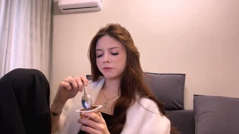 Adele online show from February 19, 2026, 8:32 am