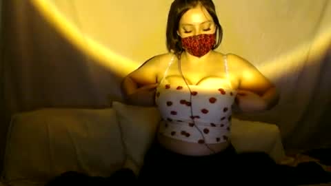 Snapshot of luvluci420 chatting on June 20, 2026, 8:11 pm luvluci420 online show from June 20, 2026, 8:11 pm