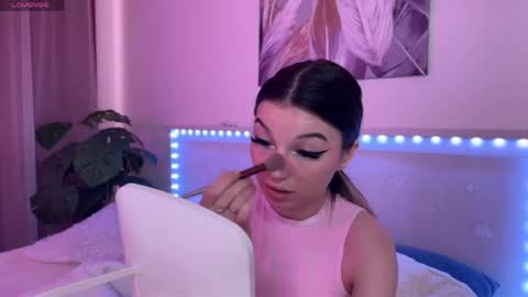 Veronica online show from May 25, 2026, 9:04 am