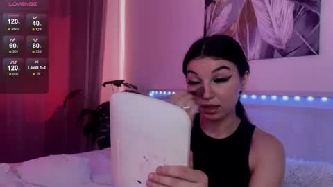 Veronica online show from July 30, 2026, 12:04 pm