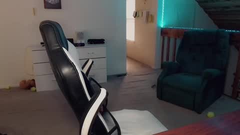 Britney online show from September 13, 2025, 7:35 pm