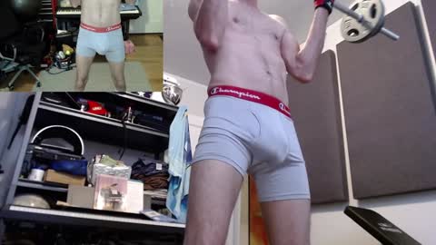 Snapshot of luvshonitoff chatting on January 16, 2025, 5:32 am Jim Bo online show from January 16, 2025, 5:32 am