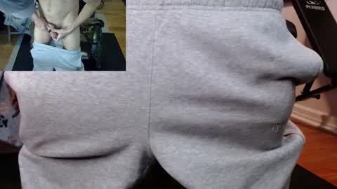 Snapshot of luvshonitoff chatting on February 10, 2025, 1:57 am Jim Bo online show from February 10, 2025, 1:57 am