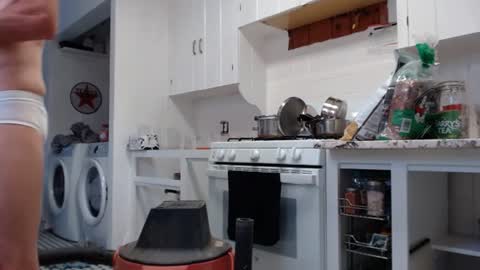 Snapshot of luvshonitoff chatting on September 8, 2025, 11:37 pm Jim Bo online show from September 8, 2025, 11:37 pm