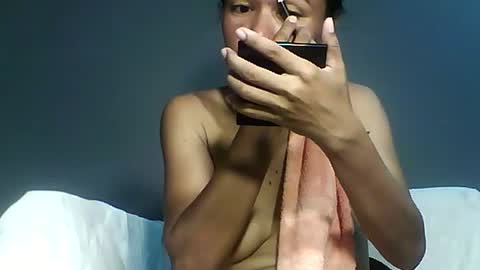 Snapshot of luvu4everxxx chatting on June 18, 2026, 3:40 am Bee Bee online show from June 18, 2026, 3:40 am