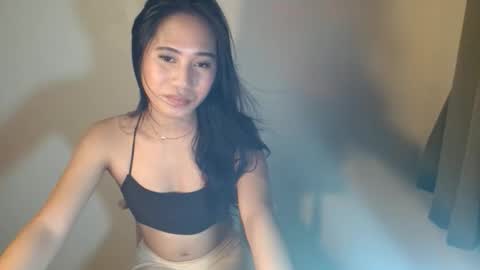Snapshot of luvvnash chatting on June 1, 2026, 12:01 am luvvnash online show from June 1, 2026, 12:01 am