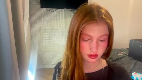 lux_angel online show from April 5, 2026, 12:08 am